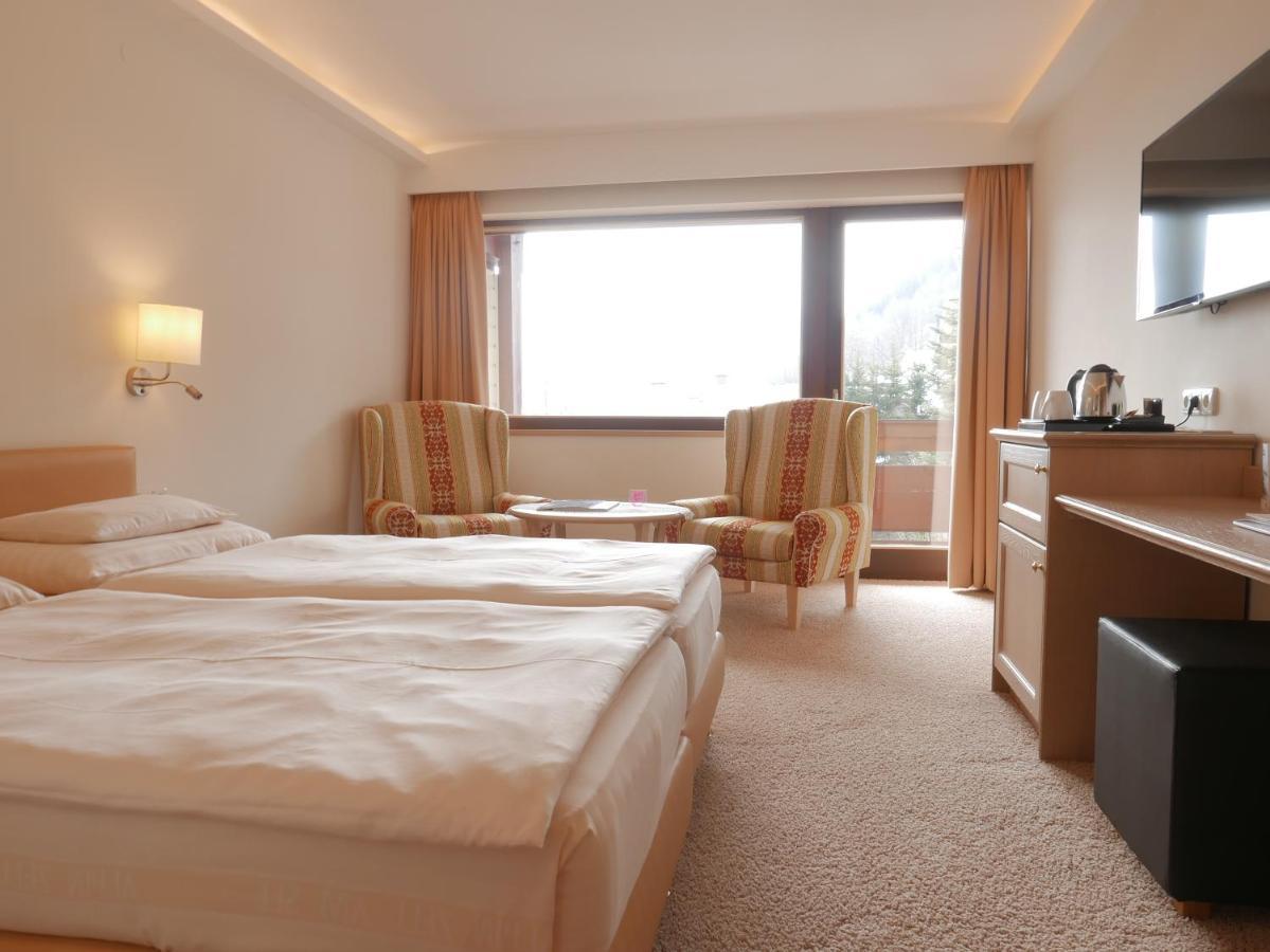 Alpin- Das Sporthotel, Summercard Included May - September 젤암제 외부 사진