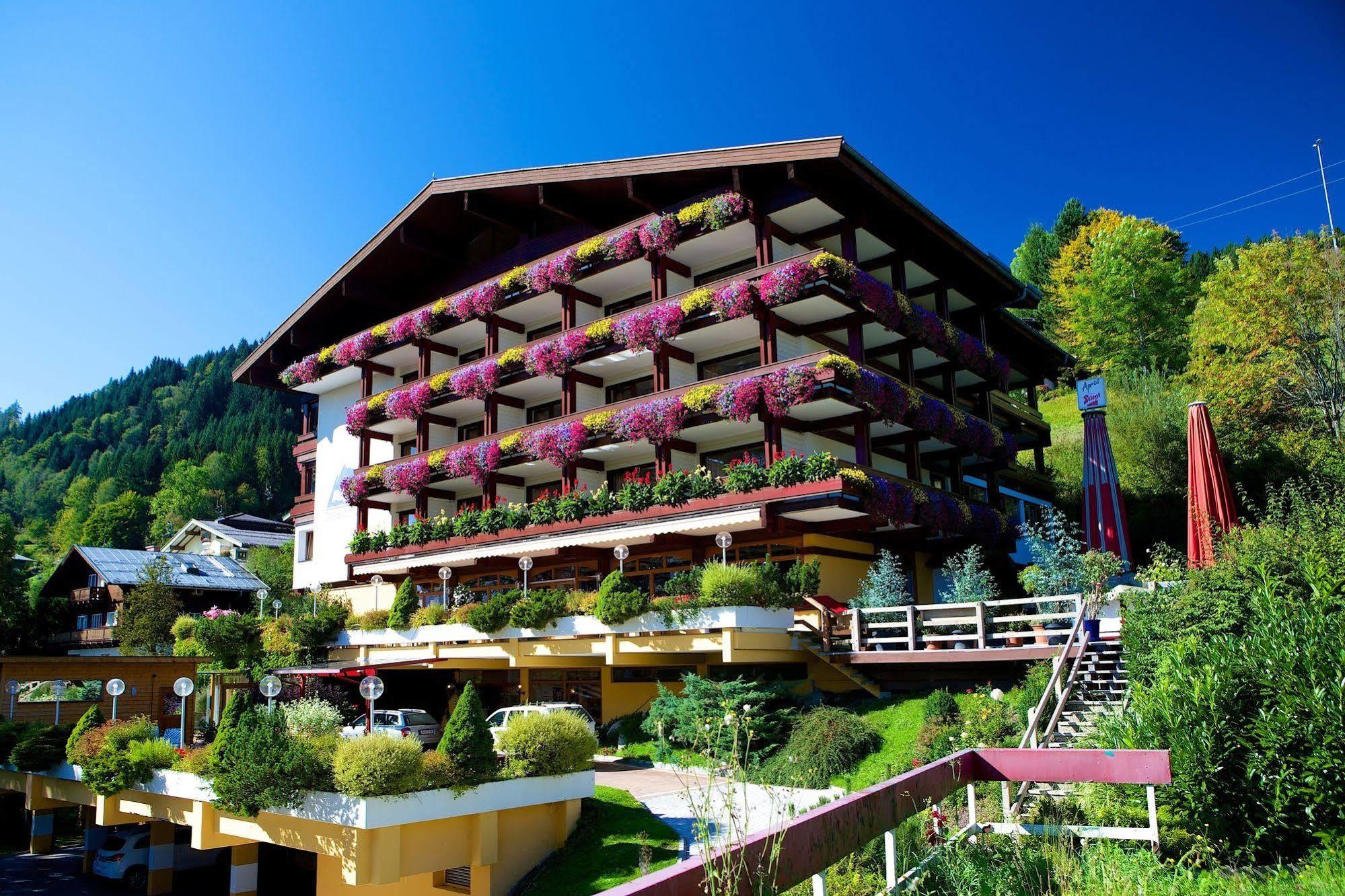 Alpin- Das Sporthotel, Summercard Included May - September 젤암제 외부 사진