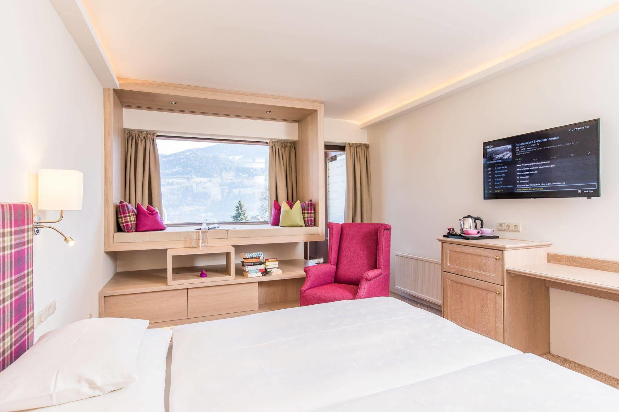 Alpin- Das Sporthotel, Summercard Included May - September 젤암제 외부 사진